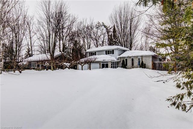 86 42nd Street S, House detached with 3 bedrooms, 1 bathrooms and null parking in Wasaga Beach ON | Image 1