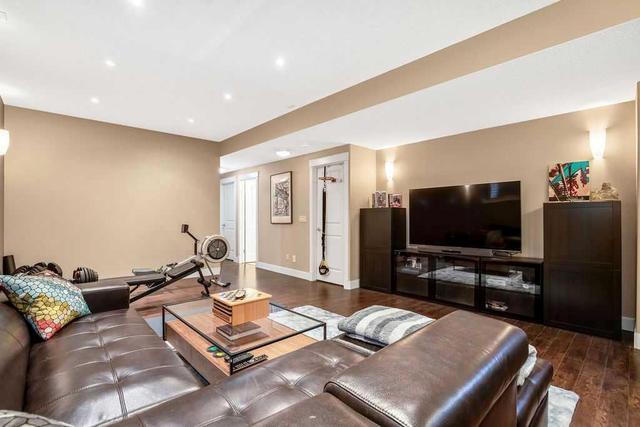 1129 Renfrew Drive Ne, Home with 4 bedrooms, 3 bathrooms and 2 parking in Calgary AB | Image 30