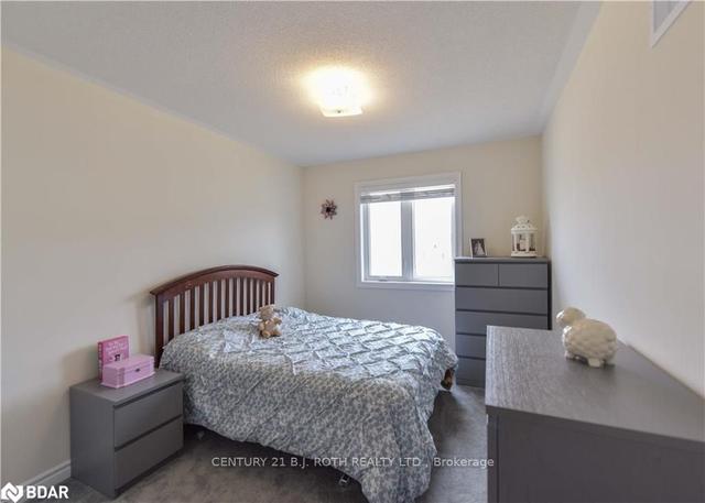12 Todd Cres, House detached with 3 bedrooms, 6 bathrooms and 6 parking in Southgate ON | Image 15