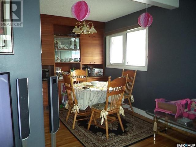 3208 Patricia Street, House detached with 4 bedrooms, 2 bathrooms and null parking in Regina SK | Image 3