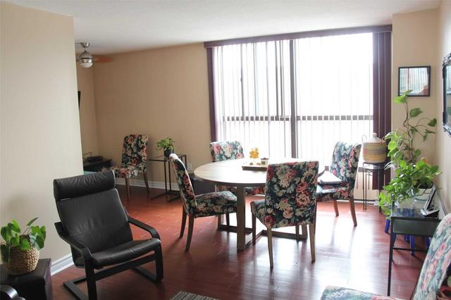 402 - 3170 Kirwin Ave W, Condo with 2 bedrooms, 2 bathrooms and 1 parking in Mississauga ON | Image 12