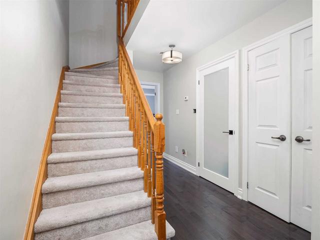 3 - 6950 Tenth Line W, Townhouse with 3 bedrooms, 2 bathrooms and 2 parking in Mississauga ON | Image 17