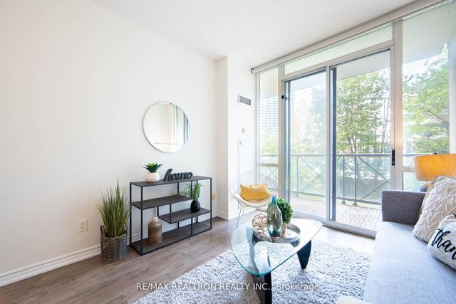 210 - 28 Byng Ave, Condo with 2 bedrooms, 1 bathrooms and 1 parking in Toronto ON | Image 21
