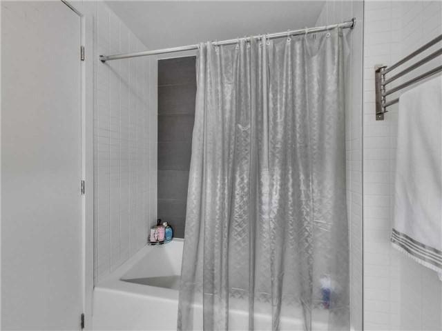 724 - 51 Trolley Cres, Condo with 1 bedrooms, 1 bathrooms and null parking in Toronto ON | Image 14