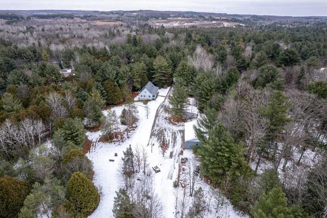 1718 Old Second Rd S, House detached with 3 bedrooms, 2 bathrooms and 13 parking in Springwater ON | Image 18