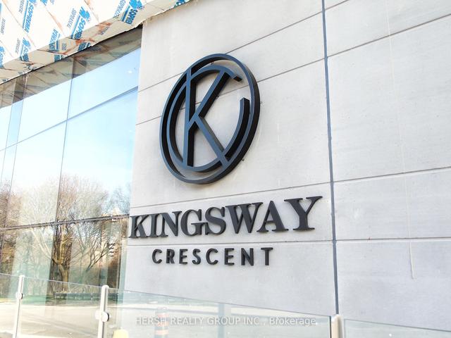 310 - 160 Kingsway Cres, Condo with 2 bedrooms, 2 bathrooms and 0 parking in Toronto ON | Image 10