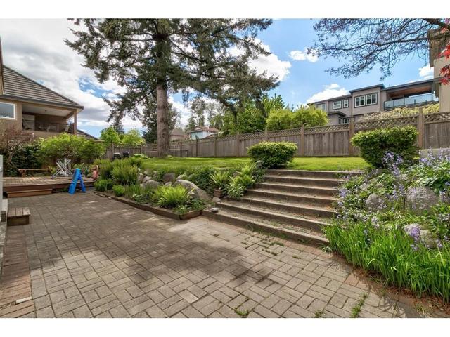 9387 163 Street, House detached with 7 bedrooms, 4 bathrooms and 6 parking in Surrey BC | Image 38