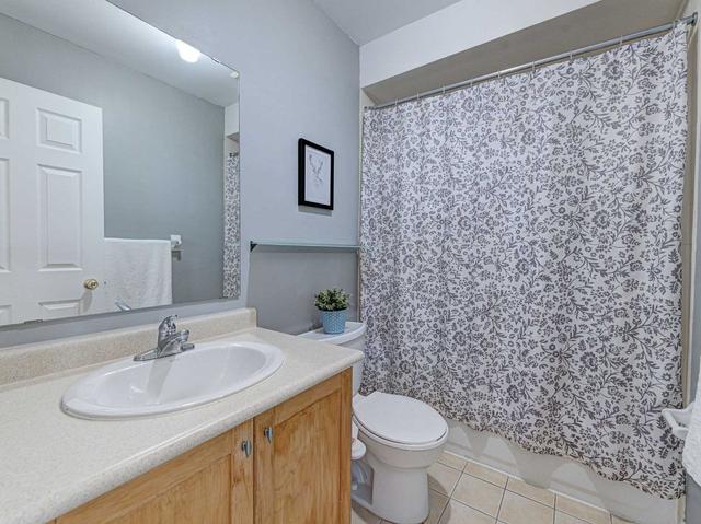 47 Ashdale Rd, House semidetached with 3 bedrooms, 4 bathrooms and 4 parking in Brampton ON | Image 17