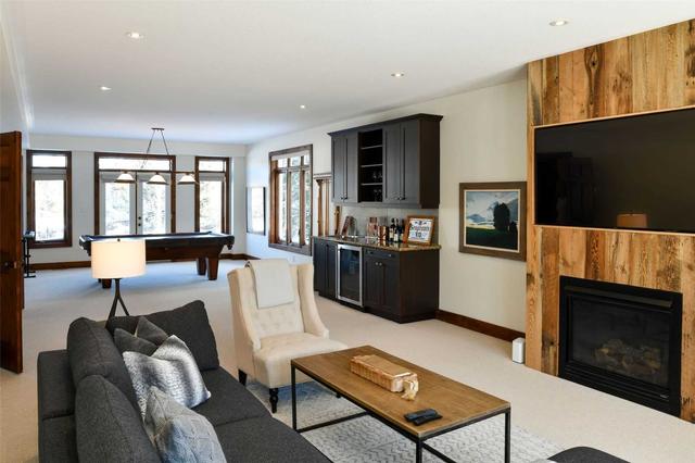 196 National Dr, Condo with 5 bedrooms, 6 bathrooms and 4 parking in The Blue Mountains ON | Image 9
