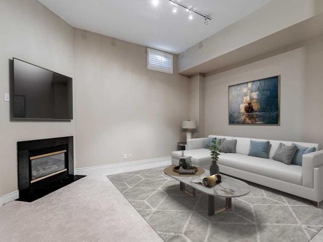 th-4 - 60 Lorindale Ave, Townhouse with 4 bedrooms, 4 bathrooms and 2 parking in Toronto ON | Image 6