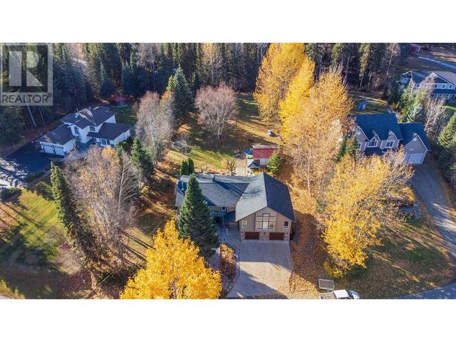 7125 Valleyview Drive, House detached with 5 bedrooms, 4 bathrooms and null parking in Prince George BC | Image 3