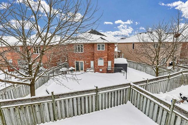 466 Hewitt Circ, House detached with 4 bedrooms, 4 bathrooms and 6 parking in Newmarket ON | Image 30