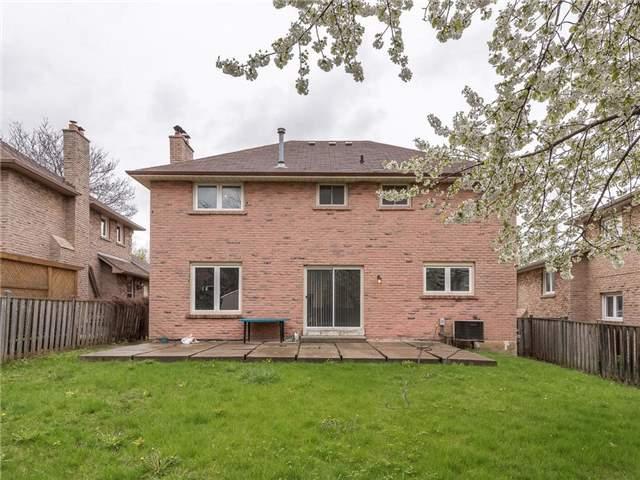 1626 Maple Ridge Dr, House detached with 4 bedrooms, 4 bathrooms and 2 parking in Mississauga ON | Image 20