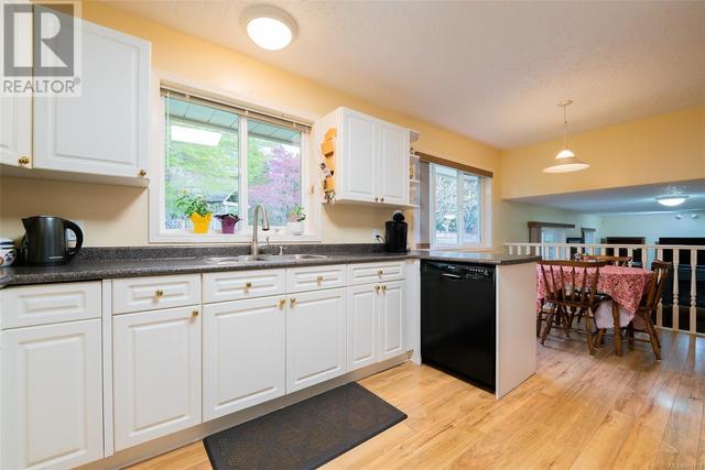 3429 Planta Rd, House detached with 3 bedrooms, 3 bathrooms and 2 parking in Nanaimo BC | Image 17