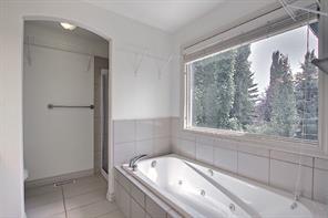 98 Westridge Crescent Sw, House detached with 5 bedrooms, 3 bathrooms and 4 parking in Calgary AB | Image 32