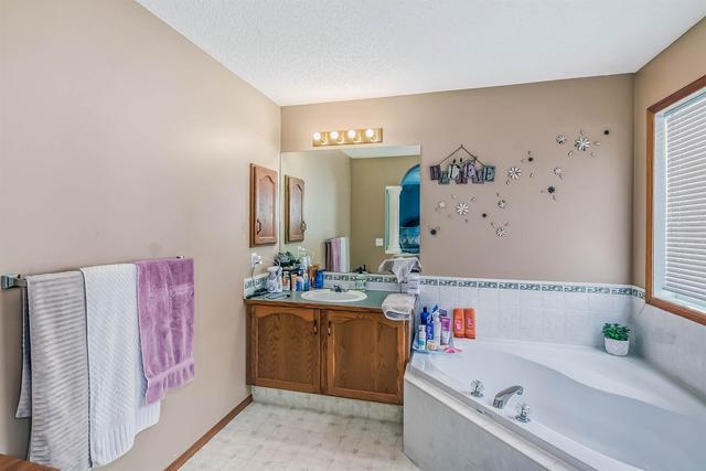 218 Arbour Stone Place Nw, House detached with 4 bedrooms, 3 bathrooms and 2 parking in Calgary AB | Image 24