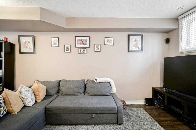 103 - 870 Jane St, Townhouse with 2 bedrooms, 2 bathrooms and 1 parking in Toronto ON | Image 2