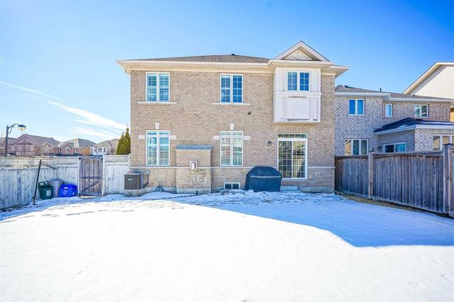 77 Landsdown Cres, House detached with 4 bedrooms, 6 bathrooms and 4 parking in Markham ON | Image 11