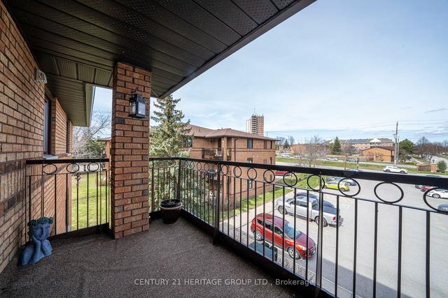 236 - 10 Coulter St, Condo with 2 bedrooms, 1 bathrooms and 1 parking in Barrie ON | Image 20