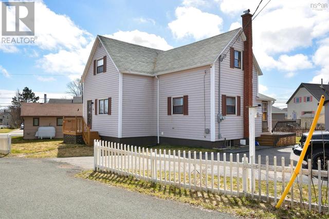11 Caseys Lane, House detached with 3 bedrooms, 1 bathrooms and null parking in Cape Breton NS | Image 44