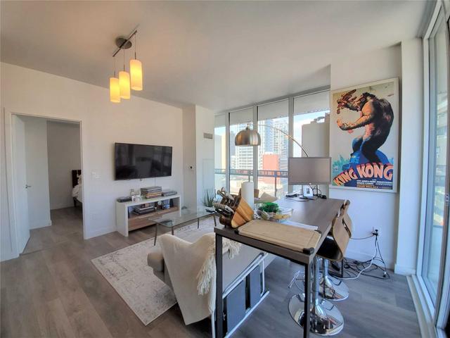 908 - 8 Eglinton Ave E, Condo with 2 bedrooms, 2 bathrooms and 0 parking in Toronto ON | Image 21