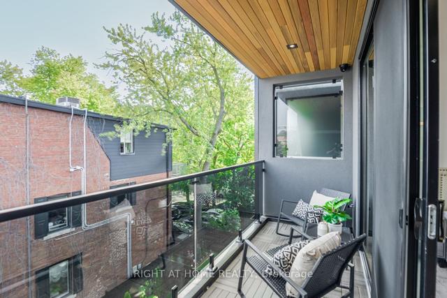 677 Huron St, House semidetached with 3 bedrooms, 5 bathrooms and 1 parking in Toronto ON | Image 32