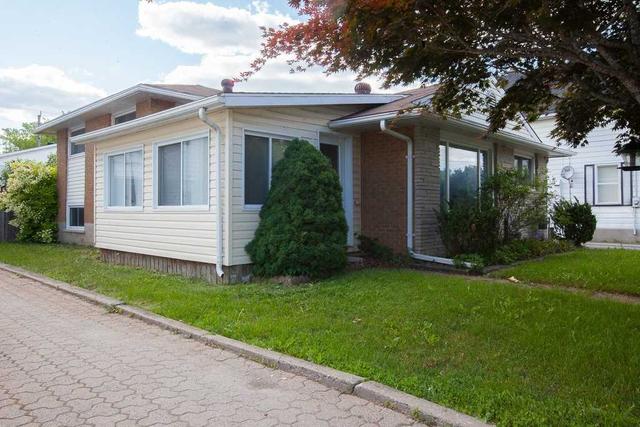 30 Merrick St, House detached with 3 bedrooms, 2 bathrooms and 3 parking in Smiths Falls ON | Image 17