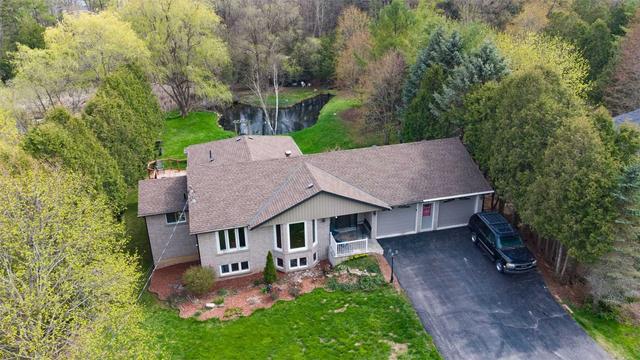 1025 Maple Manor Rd, House detached with 6 bedrooms, 2 bathrooms and 12 parking in North Dumfries ON | Image 12