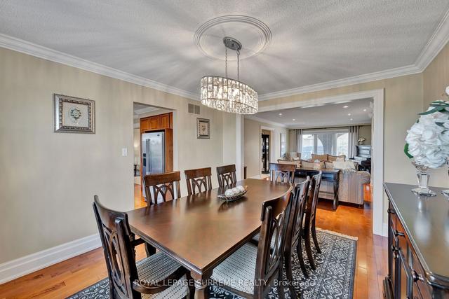 221 Gracefield Ave, House detached with 4 bedrooms, 4 bathrooms and 5 parking in Toronto ON | Image 2