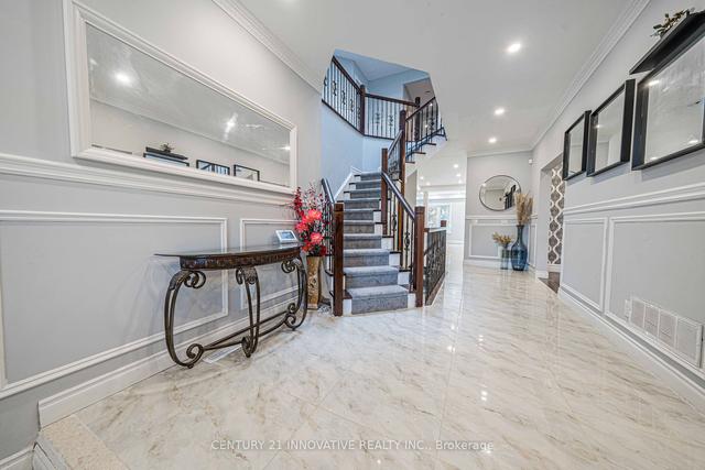 24 Cedarview Dr, House detached with 6 bedrooms, 9 bathrooms and 8 parking in Toronto ON | Image 2