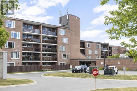 313 Macdonald Ave # 210, Sault Ste. Marie, ON, P6B5Y9 | Card Image