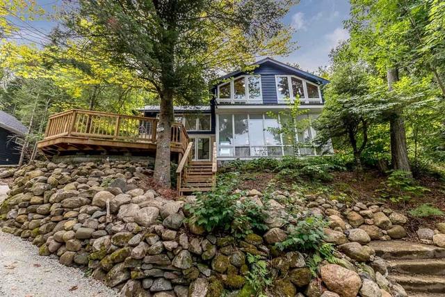 1400 Echo Lake Rd, House detached with 3 bedrooms, 2 bathrooms and 8 parking in Lake of Bays ON | Card Image