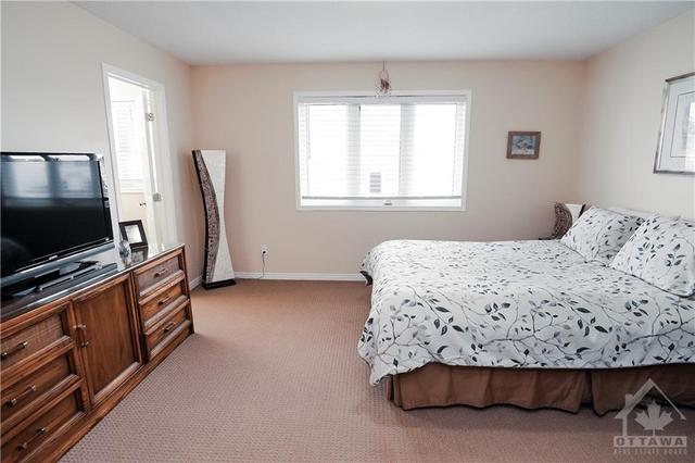 349 Amici Terrace, Townhouse with 3 bedrooms, 3 bathrooms and 3 parking in Ottawa ON | Image 14
