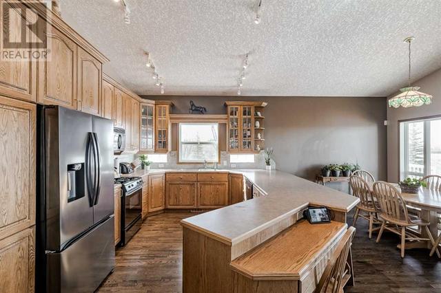 418001 Highway 783, House detached with 3 bedrooms, 2 bathrooms and null parking in Foothills County AB | Image 25