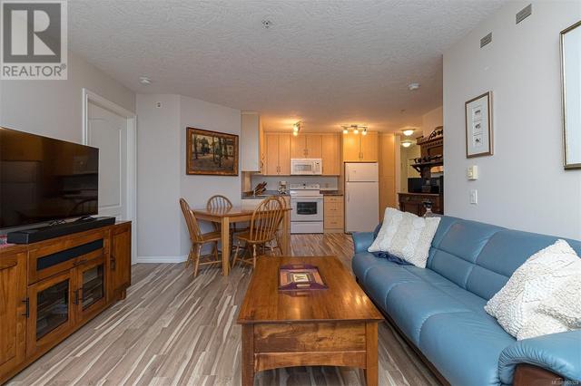 307 - 3133 Tillicum Rd, Condo with 2 bedrooms, 1 bathrooms and null parking in Saanich BC | Image 10