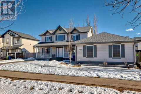 207 Canoe Drive Sw, Airdrie, AB, T4B2N8 | Card Image