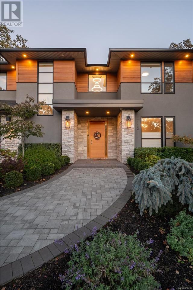 4113 Alberg Lane, House detached with 4 bedrooms, 4 bathrooms and 3 parking in Saanich BC | Image 2
