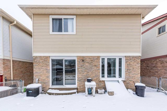 10 Abelard Ave, House detached with 4 bedrooms, 4 bathrooms and 6 parking in Brampton ON | Image 32