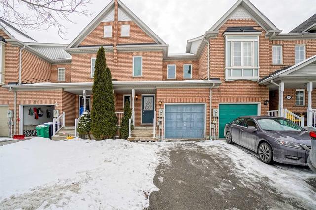 49 Monaco Crt, House attached with 3 bedrooms, 3 bathrooms and 3 parking in Brampton ON | Image 12