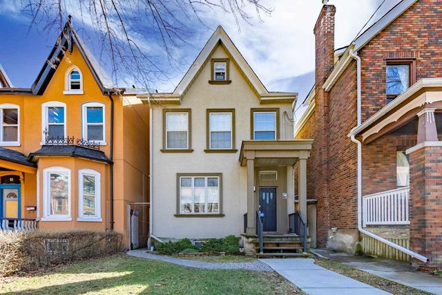 upper - 21 D'arcy St, House detached with 3 bedrooms, 2 bathrooms and 0 parking in Toronto ON | Image 1