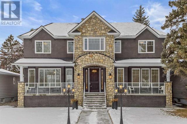 123 Hillgrove Crescent Sw, House detached with 6 bedrooms, 3 bathrooms and 2 parking in Calgary AB | Image 1