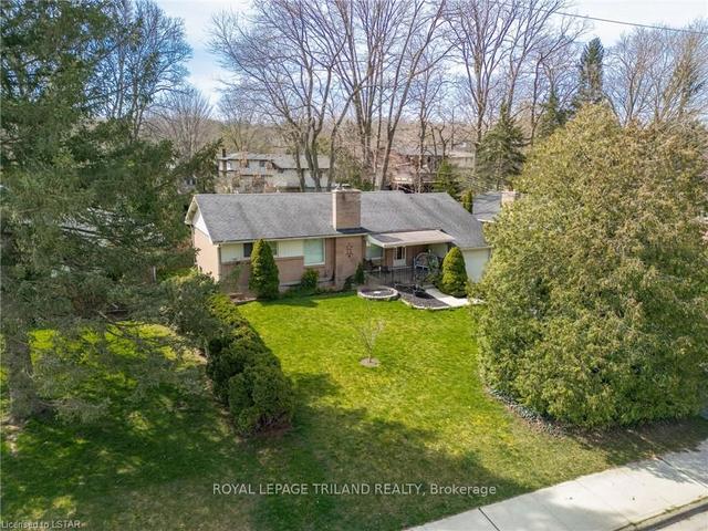1378 Collingwood Ave, House detached with 2 bedrooms, 2 bathrooms and 4 parking in London ON | Image 38