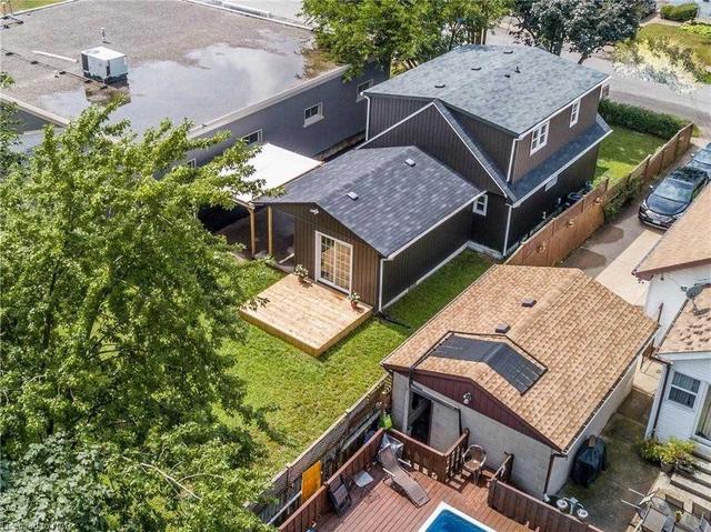 5724 Glenholme Ave, House detached with 4 bedrooms, 3 bathrooms and 4 parking in Niagara Falls ON | Image 11