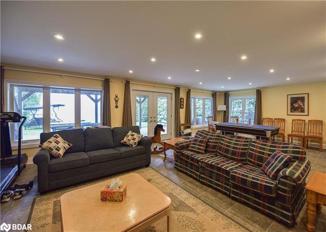 111 Campbell Beach Road, House detached with 5 bedrooms, 2 bathrooms and 6 parking in Kawartha Lakes ON | Image 35