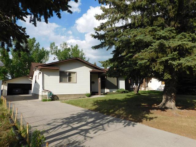 536 Brookpark Drive Sw, House detached with 3 bedrooms, 2 bathrooms and 2 parking in Calgary AB | Image 39
