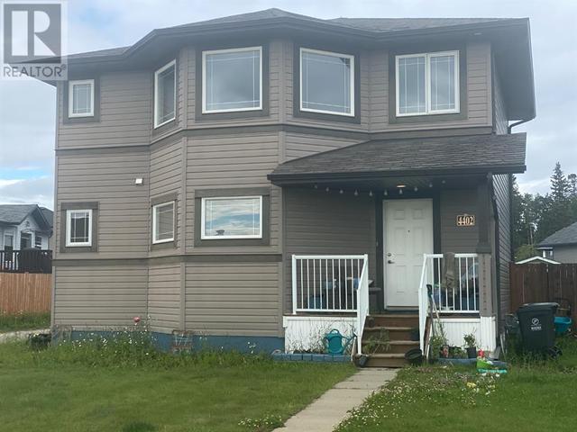 4402 - 58 Streetclose, House detached with 4 bedrooms, 3 bathrooms and 2 parking in Rocky Mountain House AB | Image 1