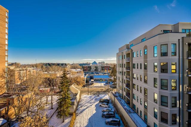 710 - 111 14 Avenue Se, Condo with 2 bedrooms, 1 bathrooms and 1 parking in Calgary AB | Image 5