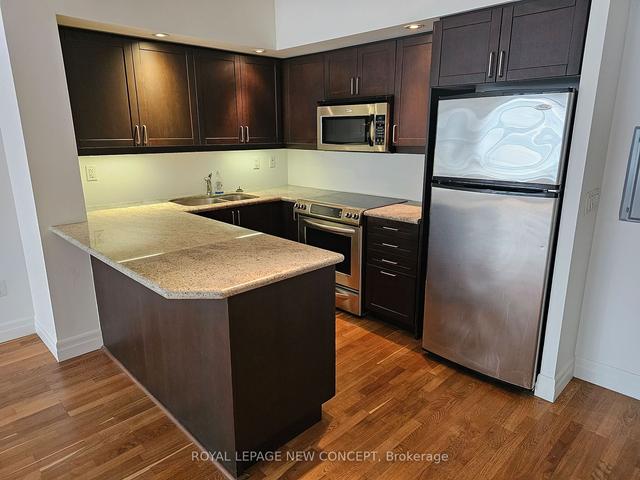 lph12 - 15 Stafford St, Condo with 1 bedrooms, 1 bathrooms and 1 parking in Toronto ON | Image 2