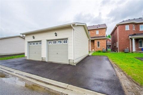 2464 Earl Grey Ave, House semidetached with 3 bedrooms, 3 bathrooms and 3 parking in Pickering ON | Image 17