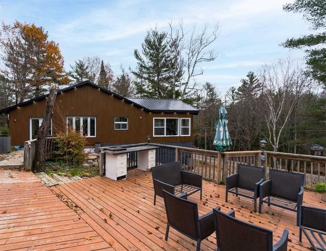 613 Long Lake Rd, House detached with 3 bedrooms, 2 bathrooms and 8 parking in Perry ON | Image 20